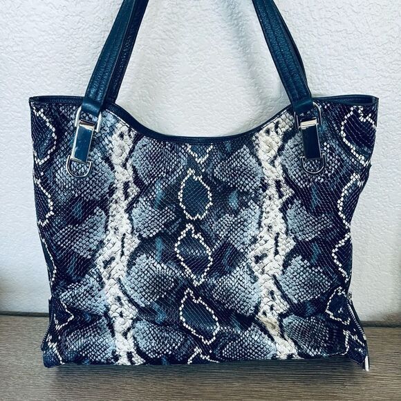 Vince Camuto Python Snake Blue Shoulder Bag Purse - Picture 2 of 7